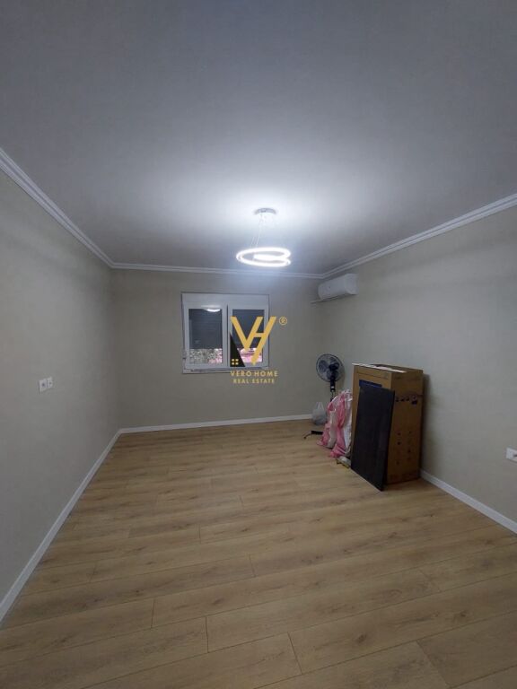 Apartament 2+1 me qera në Ali Demi, Tiranë, 74 m². Foto 1 nga 3