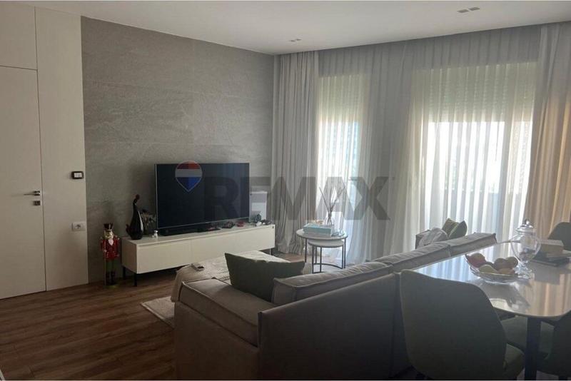 Apartament 1+1 në shitje në Rruga Siri Kodra, Tiranë, 81 m²