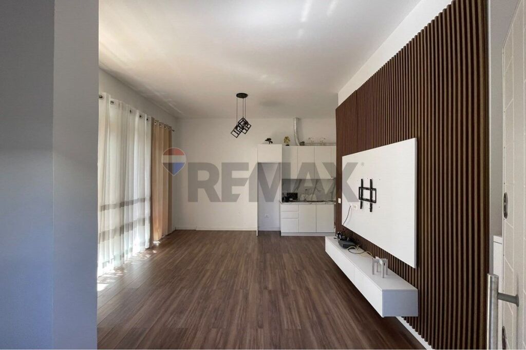 Appartamento in vendita a Liqeni i Thatë, Tirana, 50 m². Foto 1 di 3