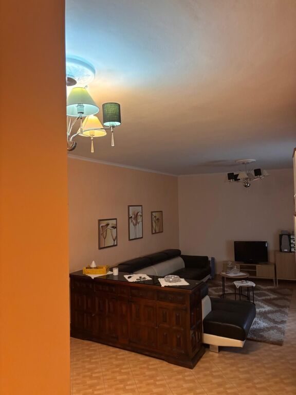 Apartament 2+1 në shitje në Rrethrrotullimi i Shkozës, Tiranë, 106 m². Foto 1 nga 8