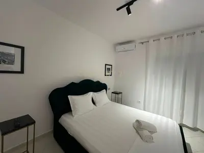 Apartment 1+1 for rent in Centrale, Vlorë, 70 m². Photo 5 of 7
