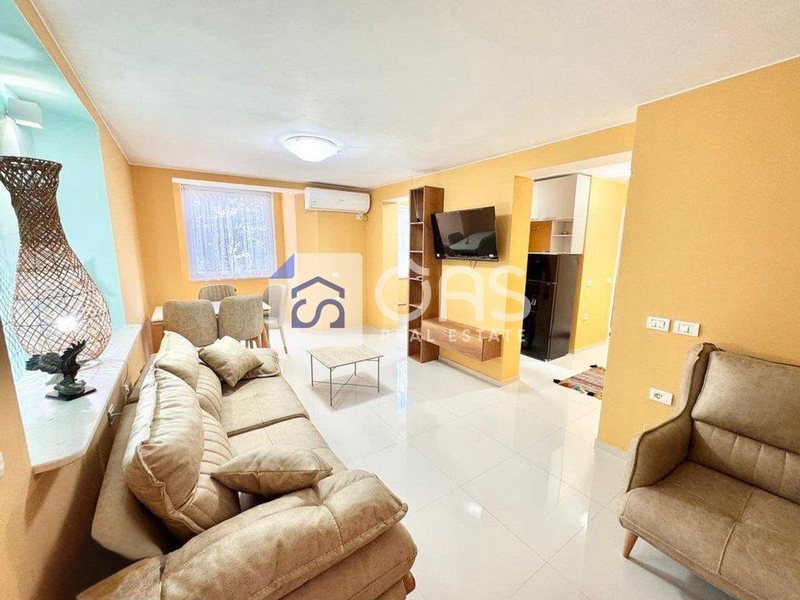 Appartamento 2+1 in affitto a Sheshi Willson, Tirana, 72 m²