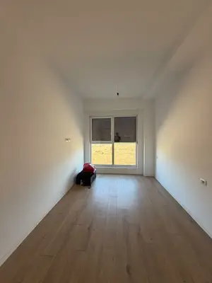 Apartament 1+1 në shitje në Rruga Bardhyl, Tiranë, 61 m². Foto 3 nga 12