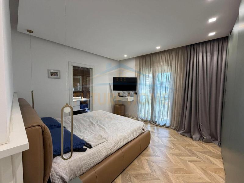 Apartament 2+1 në shitje në Unaza e Re, Tiranë, 119 m². Foto 7 nga 12