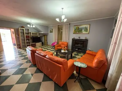 Villa studio for sale in Marikaj, Tirana, 1,200 m². Photo 3 of 12