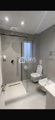 Apartament 1+1 me qera në Bulevardi Zogu I, Tiranë, 60 m². Foto 6 nga 9