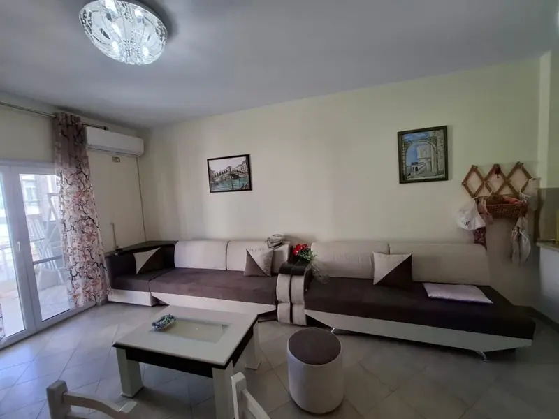 Appartamento 1+1 in affitto a Lagja 13, Durazzo, 60 m²