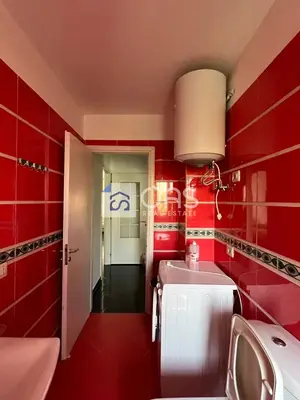 Apartament 2+1 me qera në Fresku, Tiranë, 103 m². Foto 7 nga 8
