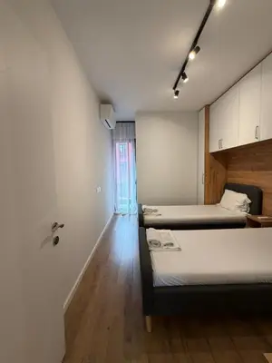Apartament 2+1 në shitje në Farmacia 10, Tiranë, 97 m². Foto 5 nga 7