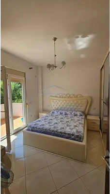 Apartament 3+1 me qera në Rruga Aleksander Goga, Durrës, 117 m². Foto 3 nga 9