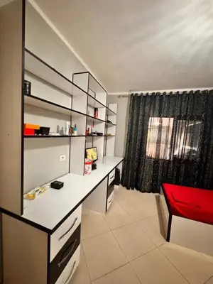 Apartament 2+1 me qera në Plazhi Rrota e Kuqe, Durrës, 150 m². Foto 7 nga 8