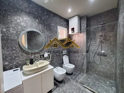 Commercial space for sale in Plazh, Durrës, 130 m². Photo 3 of 10