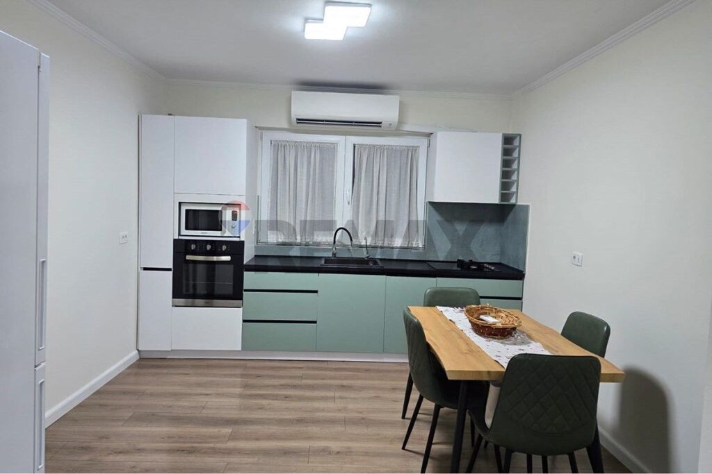 Apartment for rent in Rruga Mine Peza, Tirana, 100 m². Photo 2 of 3