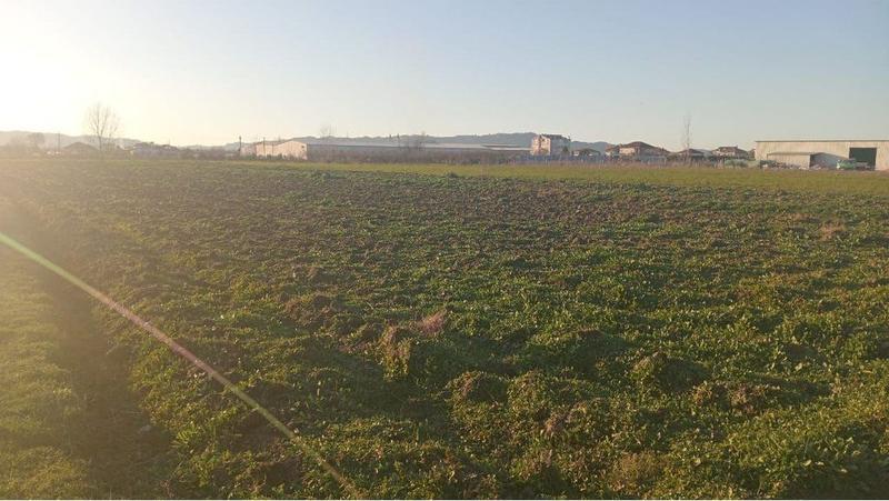 Tokë në shitje në Tapize, Tiranë, 5 574 m²