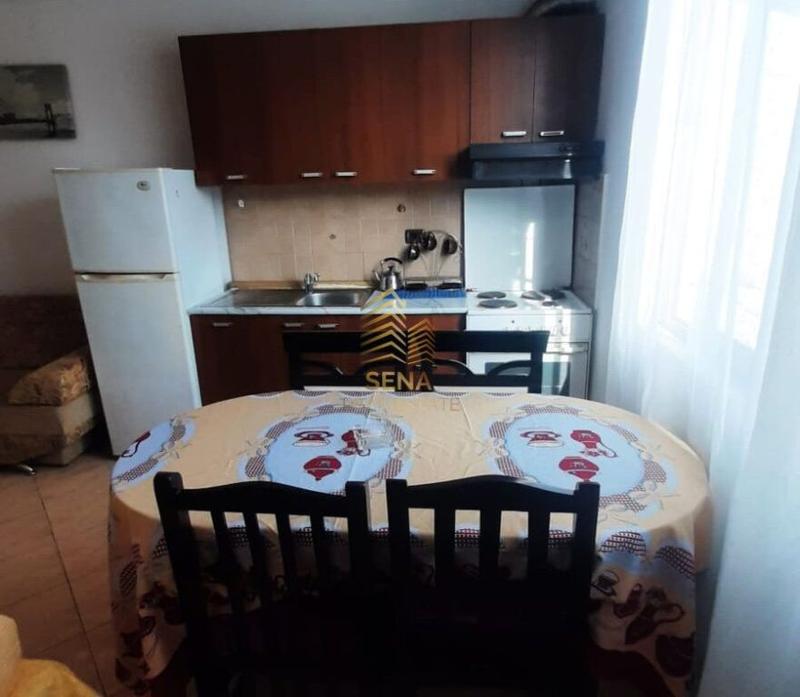 Appartamento 1+1 in affitto a Rruga Kongresi I Manastirit, Tirana, 60 m²