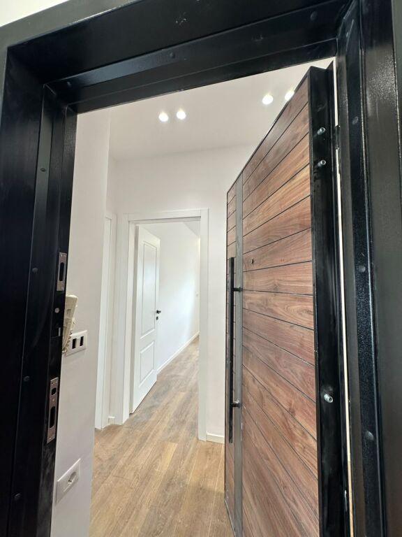 Apartament 1+1 në shitje në Rruga Bardhyl, Tiranë, 61 m². Foto 2 nga 5
