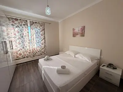 Apartament 2+1 me qera në Stadiumi Niko Dovana, Durrës, 100 m². Foto 6 nga 10
