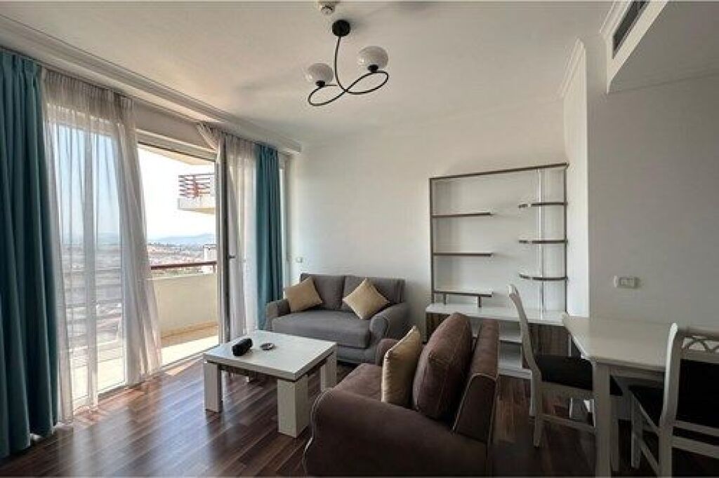 Appartamento 3+1 in vendita a Farkë, Tirana, 114 m². Foto 1 di 3
