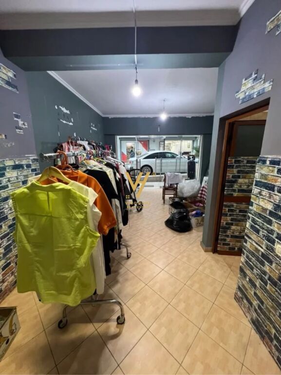Dyqan me qera në Qyteti Studenti, Tiranë, 40 m². Foto 2 nga 3