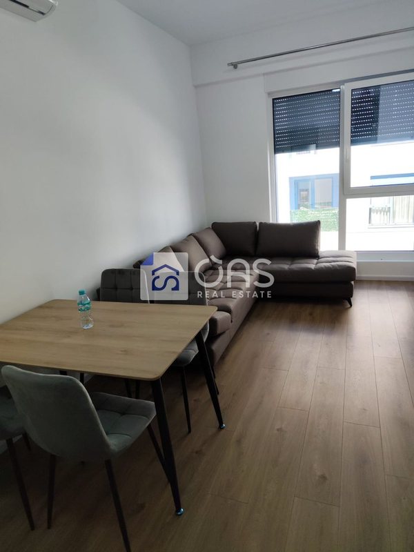 Appartamento 1+1 in affitto a Kompleksit OXA, Tirana, 60 m²