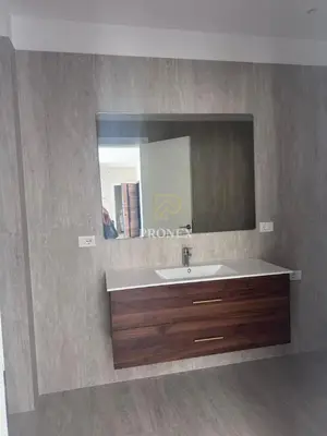 Apartament 2+1 me qera në Rruga Jordan Misja, Tiranë, 125 m². Foto 5 nga 6