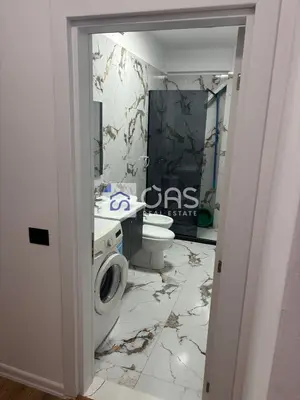 Apartament 2+1 me qera në Kompleksi Star, Tiranë, 100 m². Foto 10 nga 10