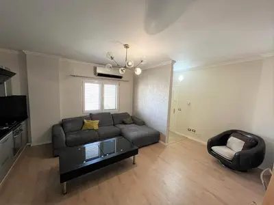 Apartament 2+1 në shitje në Rruga e Durrësit, Tiranë, 88 m². Foto 2 nga 11