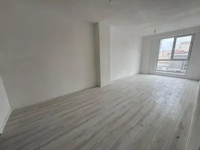 Appartamento 3+1 in vendita ad Ujësjellës Kanalizime, Durazzo, 140 m². Foto 4 di 8