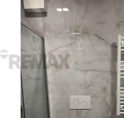 Apartament 1+1 në shitje në Rruga Siri Kodra, Tiranë, 81 m². Foto 3 nga 11