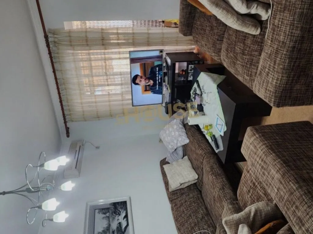 Appartamento 2+1 in vendita a Rruga Xhanfize Keko, Tirana, 103 m². Foto 1 di 9