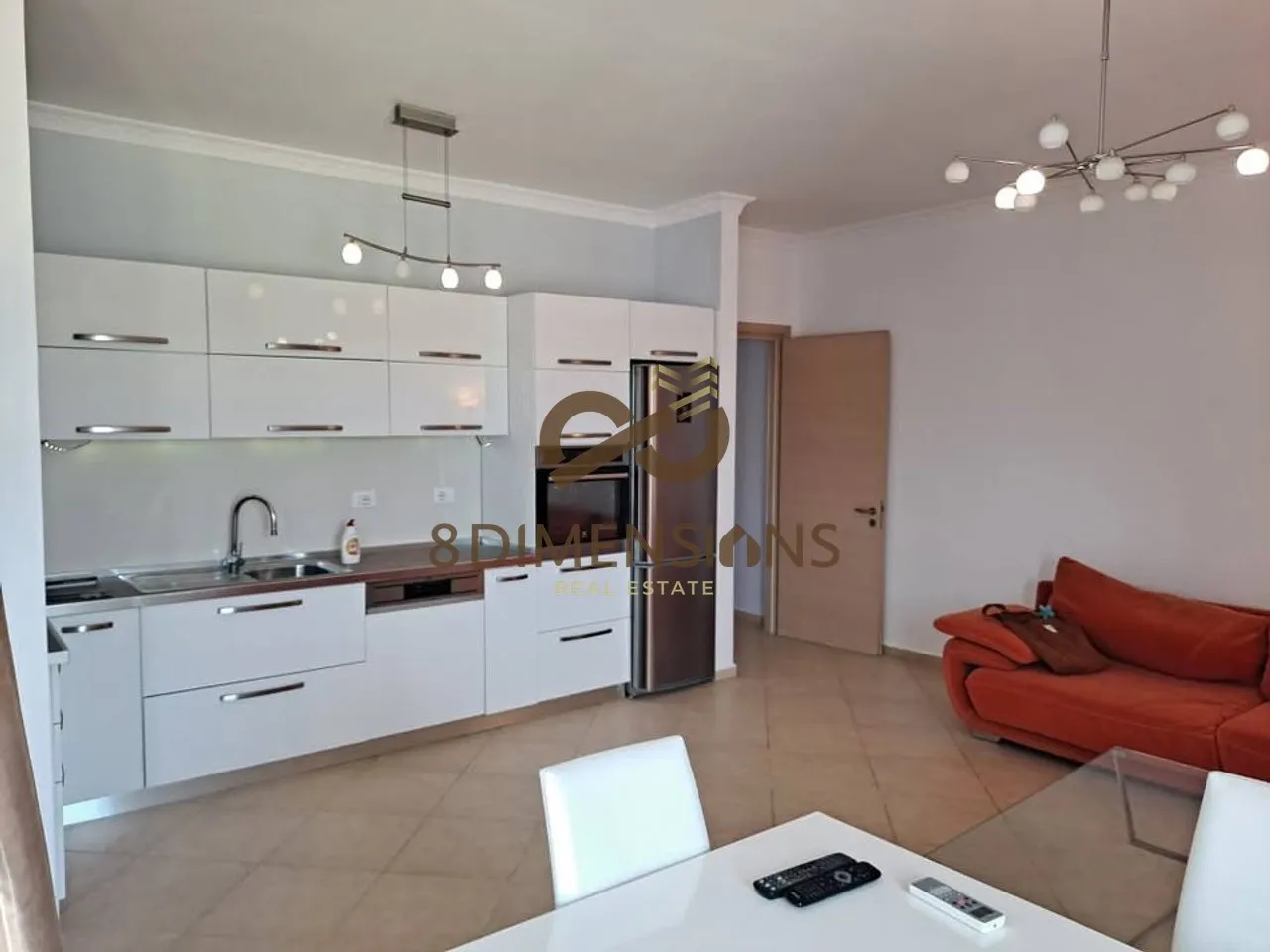 Appartamento 2+1 in vendita a Liqeni i Thatë, Tirana, 108 m². Foto 1 di 6