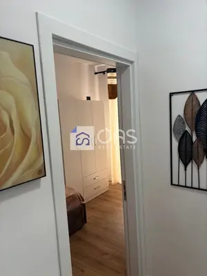 Apartament 2+1 me qera në Kompleksi Star, Tiranë, 100 m². Foto 2 nga 10