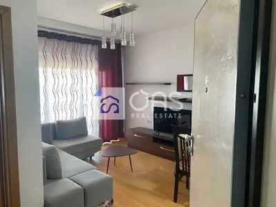 Apartament 1+1 me qera në Xhamlliku, Tiranë, 55 m². Foto 7 nga 9
