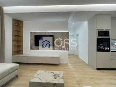 Apartament 2+1 me qera në Ali Demi, Tiranë, 75 m². Foto 1 nga 11