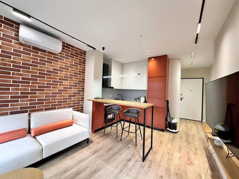 Appartamento 1+1 in affitto a Rruga Karl Gega, Tirana, 70 m²