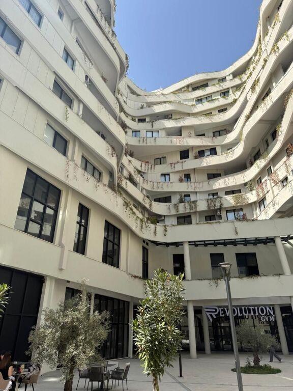 Office for rent in Bulevardi Gjergj Fishta, Tirana, 173 m²