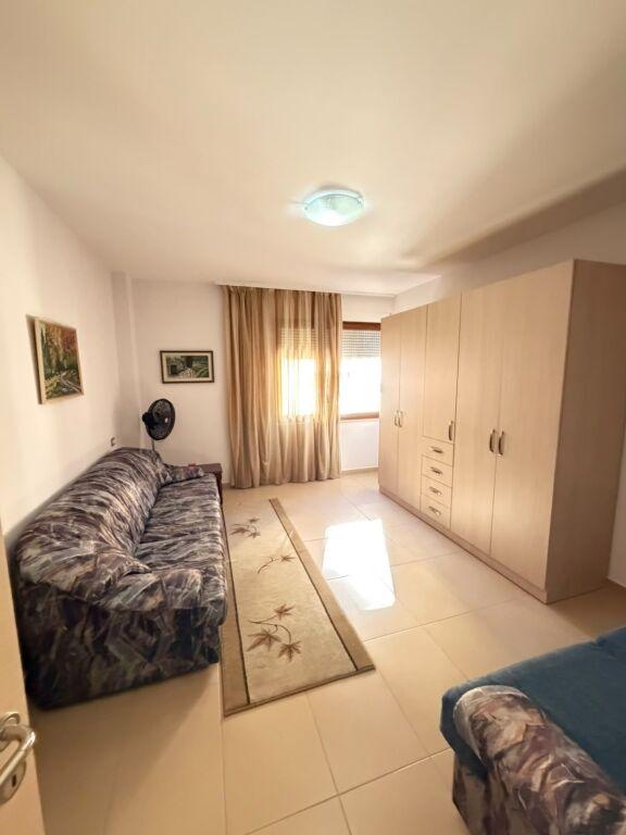 Apartament 2+1 me qera në Rruga e Bogdanëve, Tiranë, 98 m². Foto 5 nga 6