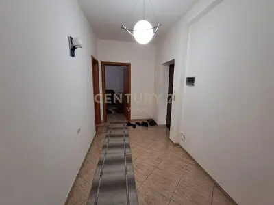Apartment 2+1 for sale in Qendër, Shkodër, 107 m². Photo 4 of 6