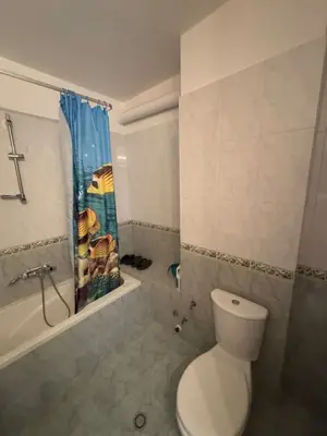 Apartament 2+1 me qera në Stacioni i Trenit, Durrës, 120 m². Foto 10 nga 12