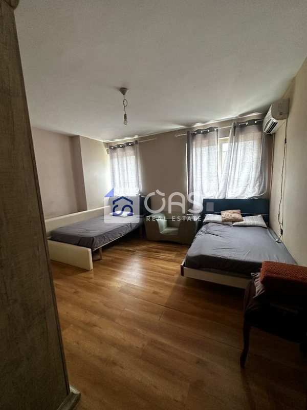 Appartamento 2+1 in affitto a Rruga Bardhyl, Tirana, 86 m²