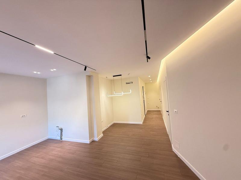 Apartament 2+1 në shitje në PRANE RRETHIT TE SHKOZES, Tiranë, 79 m². Foto 3 nga 7