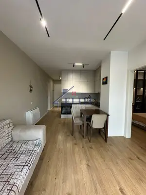 Appartamento 1+1 in affitto a Rruga Siri Kodra, Tirana, 65 m². Foto 8 di 9
