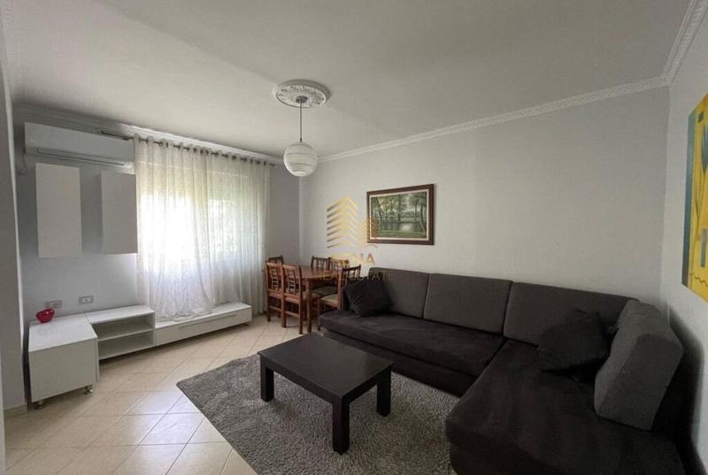 Appartamento 2+1 in vendita a Rruga Sadik Petrela, Tirana, 71 m²