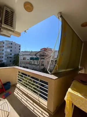 Apartament 2+1 me qera në Gjykata, Durrës, 80 m². Foto 2 nga 8