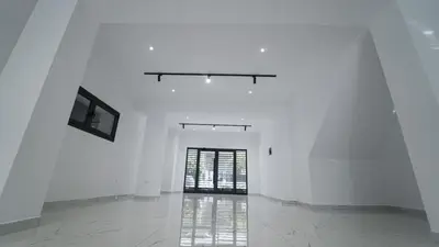 Commercial space for rent in Lulishtja, Durrës, 202 m². Photo 7 of 12