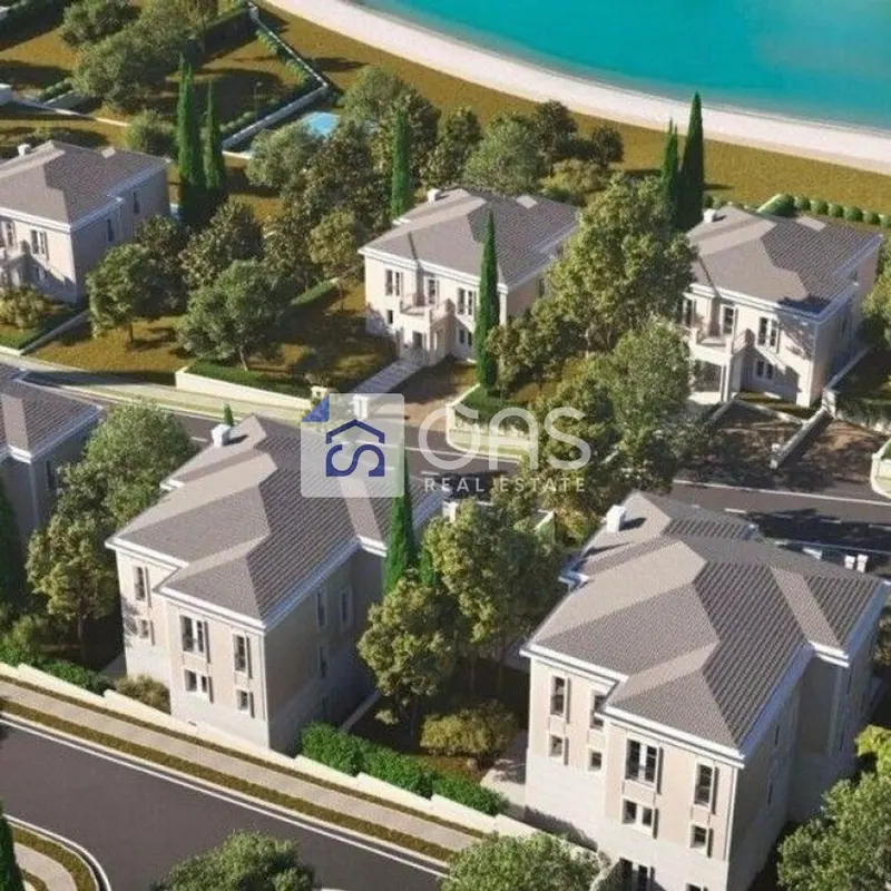Villa for sale in Farkë, Tirana, 410 m²