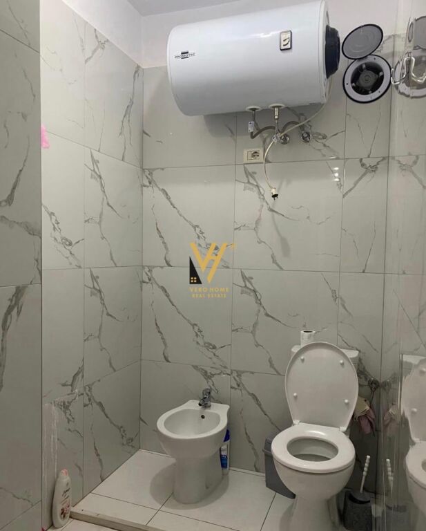 Apartament 1+1 me qera në Medreseja, Tiranë, 68 m². Foto 2 nga 3