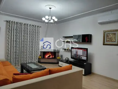 Duplex in affitto ad Ali Demi, Tirana, 170 m². Foto 3 di 12