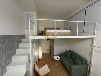 Dupleks me qera në Qyteti Studenti, Tiranë, 30 m². Foto 1 nga 8