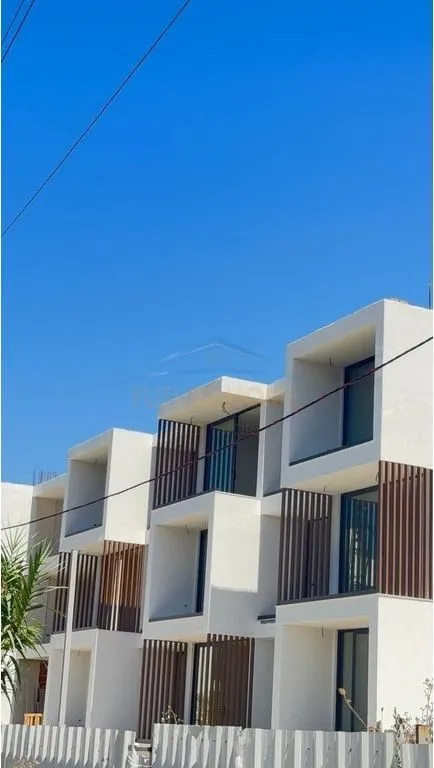 Appartamento 1+1 in vendita a Radhimë, Valona, 61 m². Foto 1 di 3